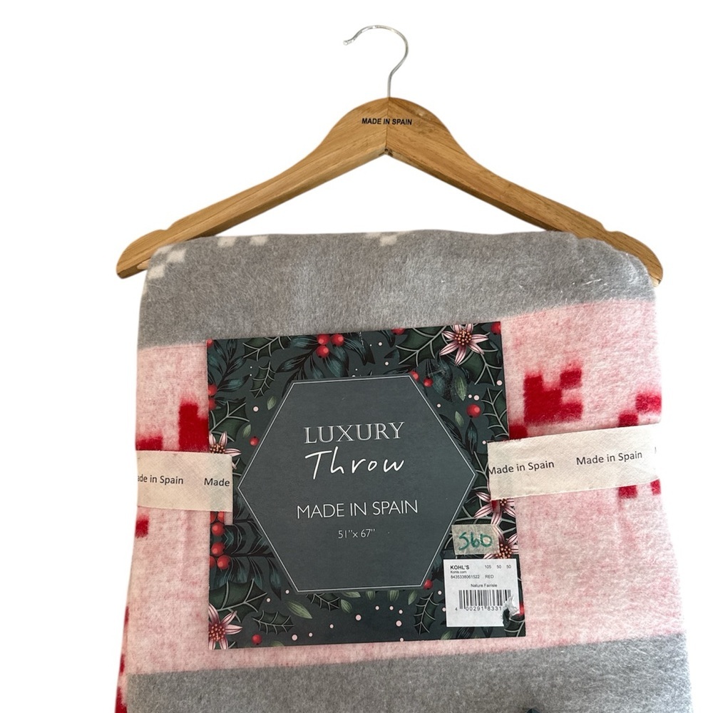 NWT, Luxury Throw, 51x67, Made in Spain, S60
